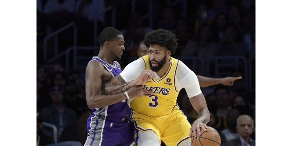 Los Angeles Lakers tarvitsee enemmän aikaa odottaakseen seuraavan erän nuoria pelaajia